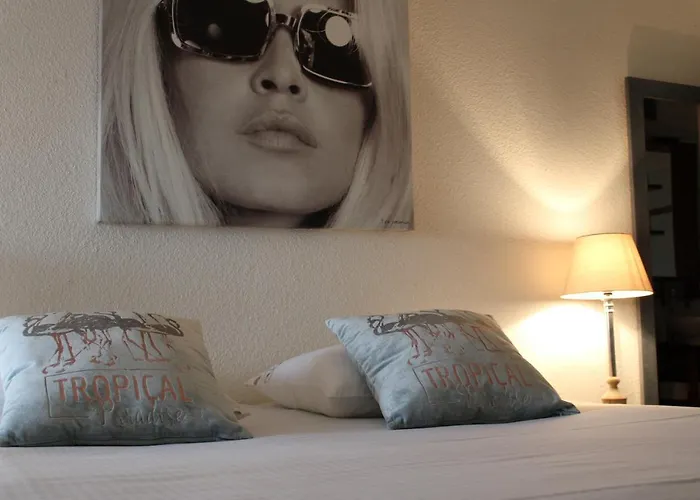 Brigitte Studio Centre Saint Tropez Parking Piscine Wifi Vue Mer