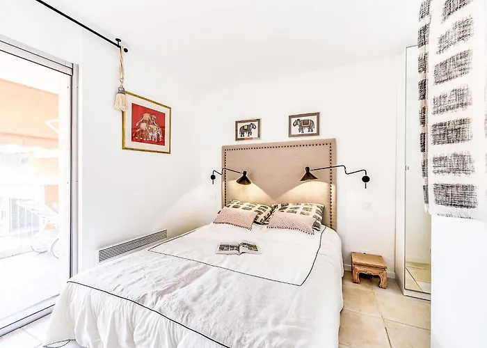 Apartment Les Patios-2 By Interhome
